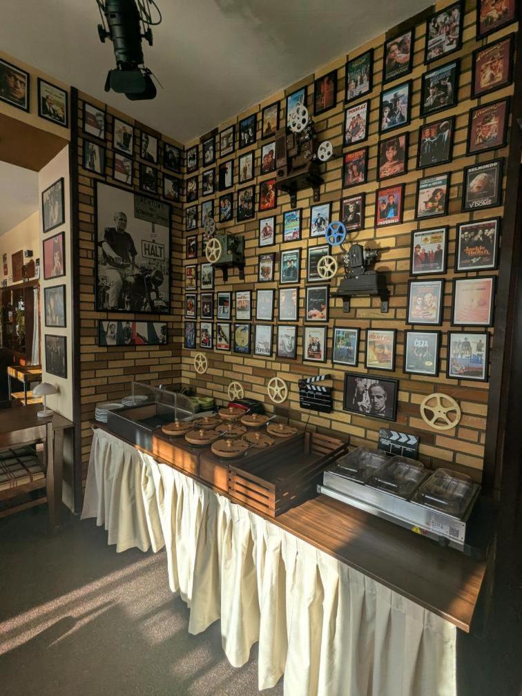 Hotel Alfa Trutnov Ngoại thất bức ảnh