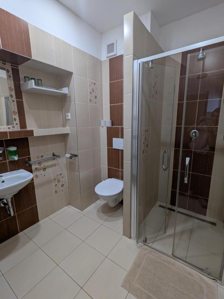 Hotel Alfa Trutnov Ngoại thất bức ảnh