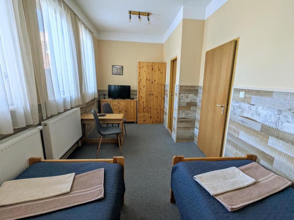 Hotel Alfa Trutnov Ngoại thất bức ảnh