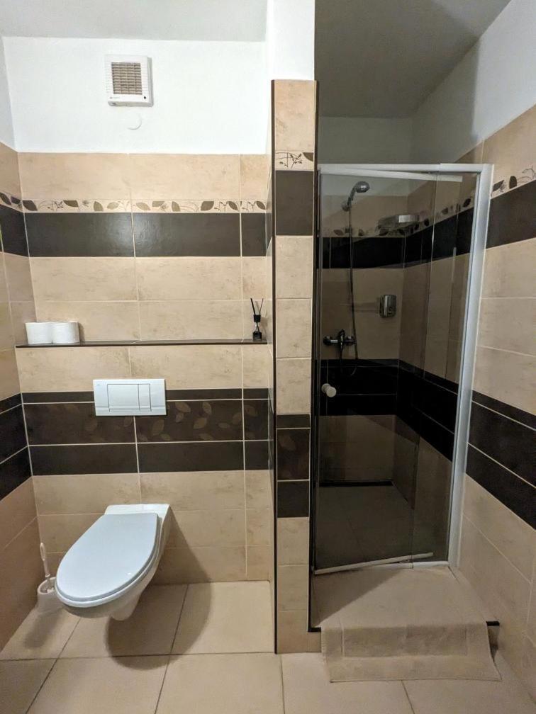 Hotel Alfa Trutnov Ngoại thất bức ảnh